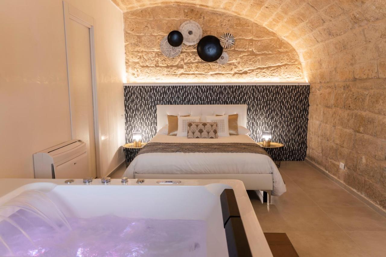 B&B Torre Canina Suite & Rooms Trani Exterior foto