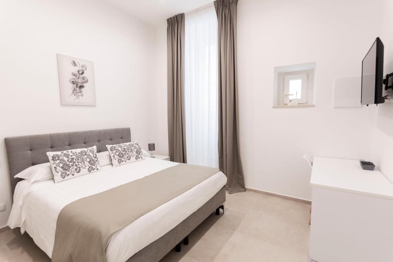 B&B Torre Canina Suite & Rooms Trani Exterior foto